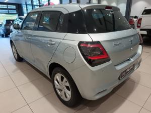 Suzuki Swift 1.2 GL+ auto - Image 3