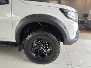Nissan Navara 2.5DDTi double cab Pro-4X 4x4 Warrior - Image 11