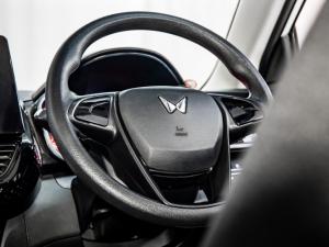 Mahindra XUV 3XO 1.2T MX3 manual - Image 6