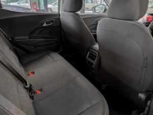 Mahindra XUV 3XO 1.2T AX5 manual - Image 8