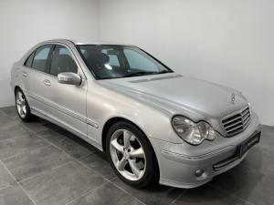 Mercedes-Benz C200 Classic automatic - Image 1