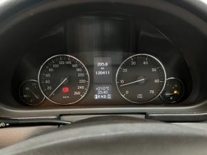 Mercedes-Benz C200 Classic automatic - Image 6