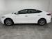 Hyundai Elantra 1.6 Executive - Thumbnail 2