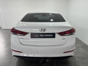Hyundai Elantra 1.6 Executive - Image 4