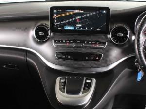 Mercedes-Benz V-Class V300d Exclusive - Image 12