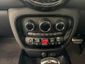 MINI Clubman John Cooper Works ALL4 Clubman - Image 15