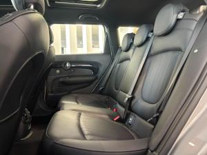 MINI Clubman John Cooper Works ALL4 Clubman - Image 19