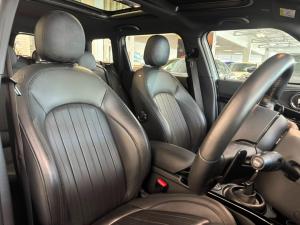 MINI Clubman John Cooper Works ALL4 Clubman - Image 21