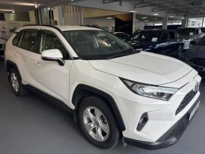Toyota RAV4 2.0 GX auto - Image 2
