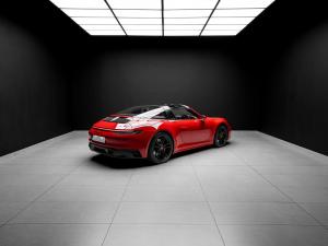 Porsche 911 targa 4 GTS - Image 13