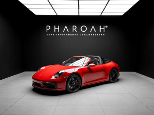 Porsche 911 targa 4 GTS - Image 1