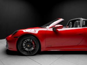 Porsche 911 targa 4 GTS - Image 3