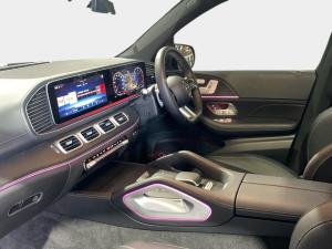 Mercedes-Benz GLS GLS450d 4Matic - Image 17