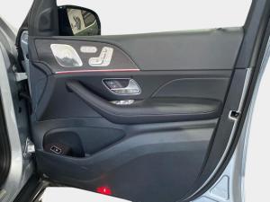Mercedes-Benz GLS GLS450d 4Matic - Image 21