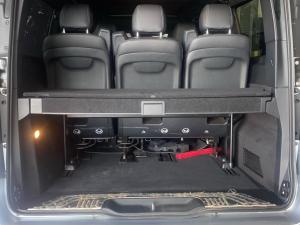 Mercedes-Benz V-Class V300d Exclusive - Image 11