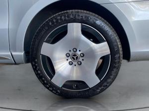 Mercedes-Benz V-Class V300d Exclusive - Image 5