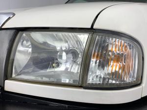 Mazda Drifter 2500TD SLE 4X4D/C - Image 6