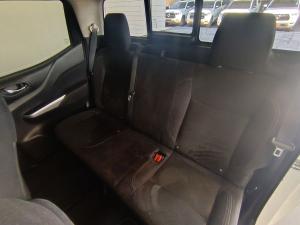 Nissan Navara 2.3D double cab SE - Image 18