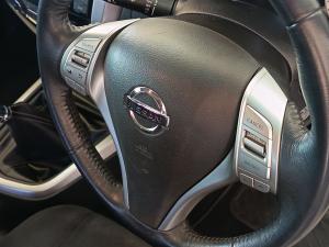 Nissan Navara 2.3D double cab SE - Image 27
