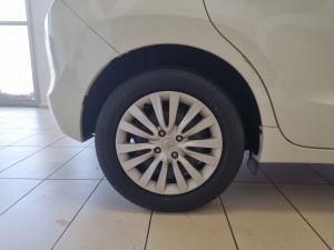 Toyota Starlet 1.4 Xi - Image 16