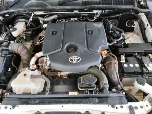 Toyota Hilux 2.4GD-6 single cab Raider manual - Image 19
