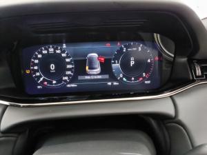 Land Rover Range Rover Evoque D200 R-Dynamic HSE - Image 11
