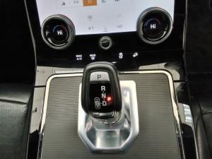 Land Rover Range Rover Evoque D200 R-Dynamic HSE - Image 12