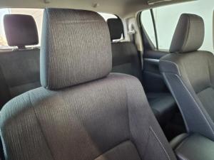 Toyota Hilux 2.4GD-6 double cab Raider auto - Image 12