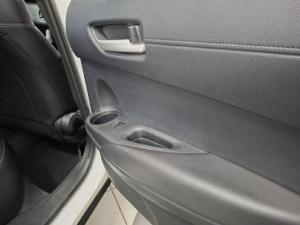 Toyota Corolla Cross 1.8 XS - Image 6