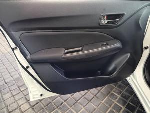 Suzuki Swift 1.2 GL manual - Image 13