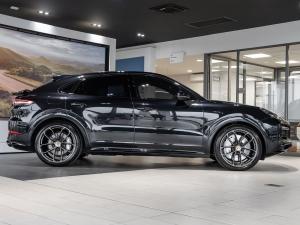 Porsche Cayenne turbo coupe - Image 15