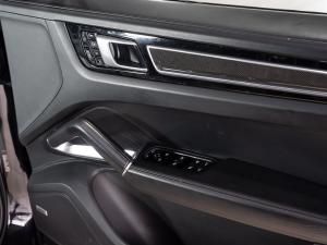 Porsche Cayenne turbo coupe - Image 21