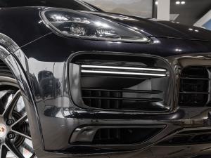 Porsche Cayenne turbo coupe - Image 3