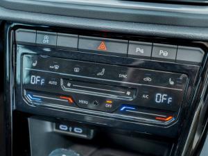 Volkswagen T-Roc 2.0TSI 4Motion R-Line - Image 14