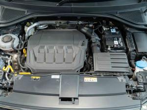 Volkswagen T-Roc 2.0TSI 4Motion R-Line - Image 19