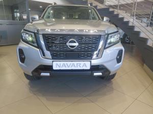 Nissan Navara 2.5DDTi double cab LE Plus - Image 4
