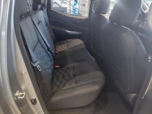 Nissan Navara 2.5DDTi double cab LE Plus - Image 7