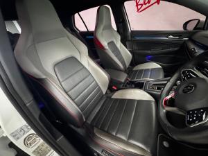 Volkswagen Golf GTI - Image 15