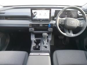Toyota RAV4 2.5 HEV GX E-Four - Image 6