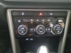 Volkswagen T-Roc 1.4TSI 110kW Design - Image 12