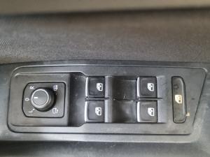 Volkswagen T-Roc 1.4TSI 110kW Design - Image 19