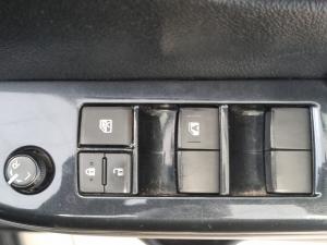 Toyota Hilux 2.4GD-6 double cab 4x4 Raider X auto - Image 21