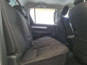 Toyota Hilux 2.4GD-6 double cab 4x4 Raider X auto - Image 15