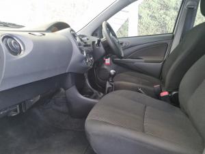 Toyota Etios hatch 1.5 Sprint - Image 7