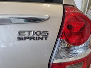 Toyota Etios hatch 1.5 Sprint - Image 21