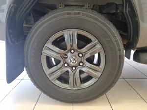Toyota Hilux 2.4GD-6 double cab Raider manual - Image 18