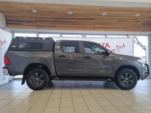 Toyota Hilux 2.4GD-6 double cab Raider manual - Image 3