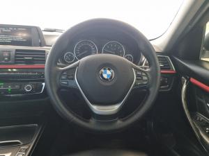 BMW 3 Series 318i - Image 8
