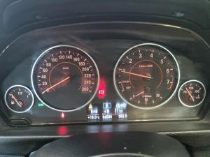 BMW 3 Series 318i - Image 11