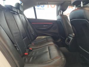 BMW 3 Series 318i - Image 17